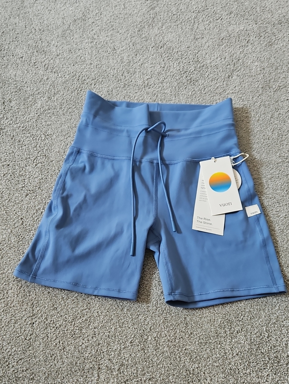 NWT Vuori Daily Bike Shorts